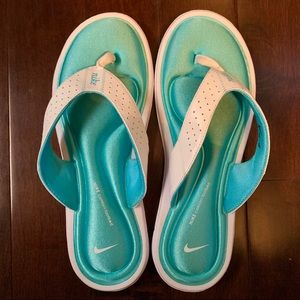 Light Blue Women’s Nike Comfort Footbed Sandals